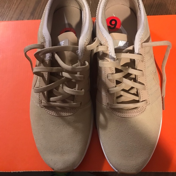 NIKE NEW WOMENS DUALTONE RACER SE SZ 6 - Picture 2 of 6